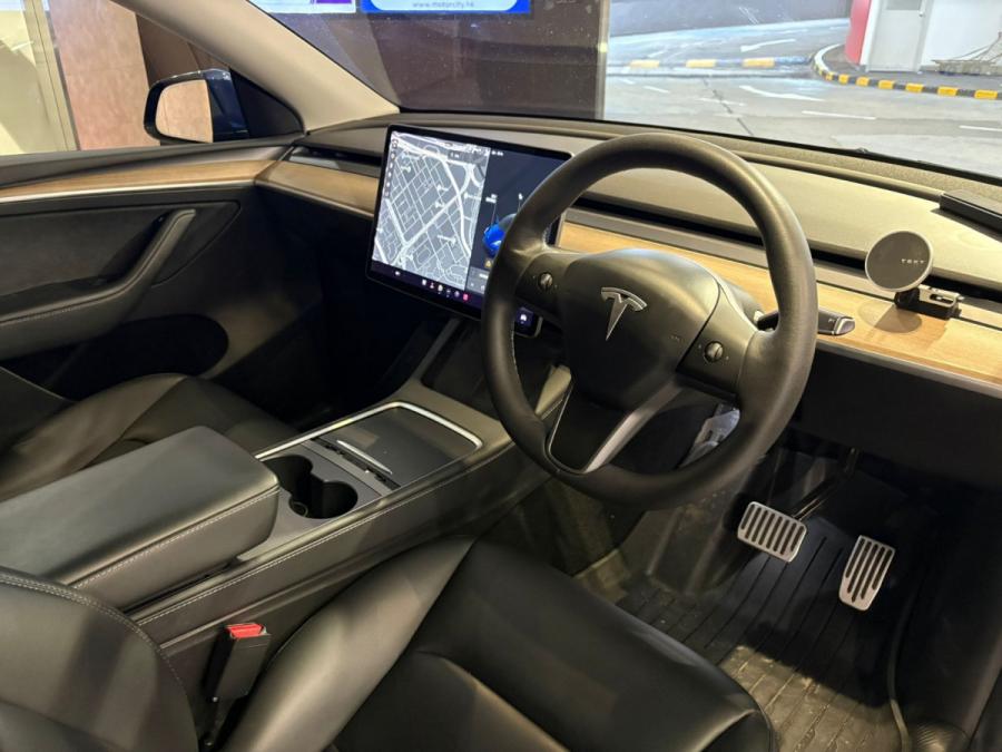 Model Y Lond Range - Image 3